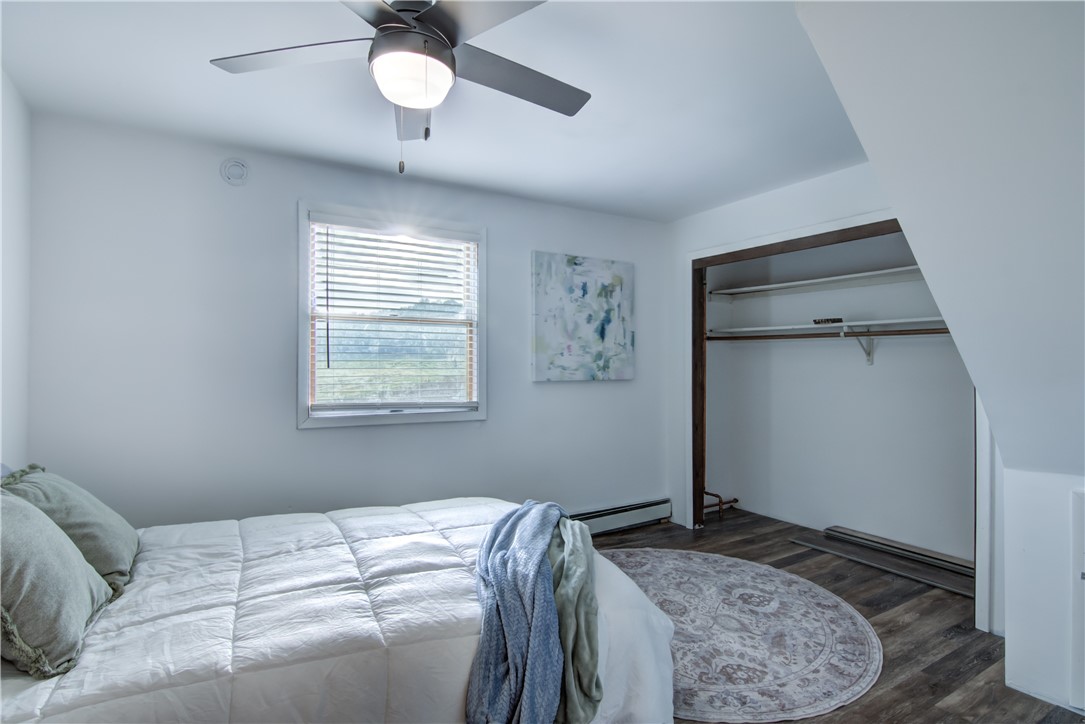 1681-4-12-Hillsdale-WI-54733-1