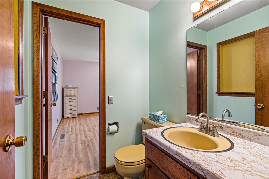 1721-Hatch-Eau-Claire-WI-54701-2