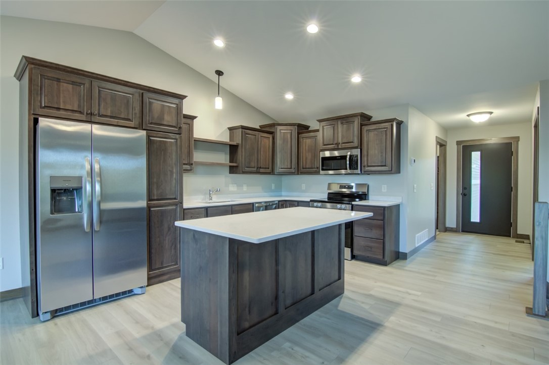 1761-11th-Menomonie-WI-54751-1