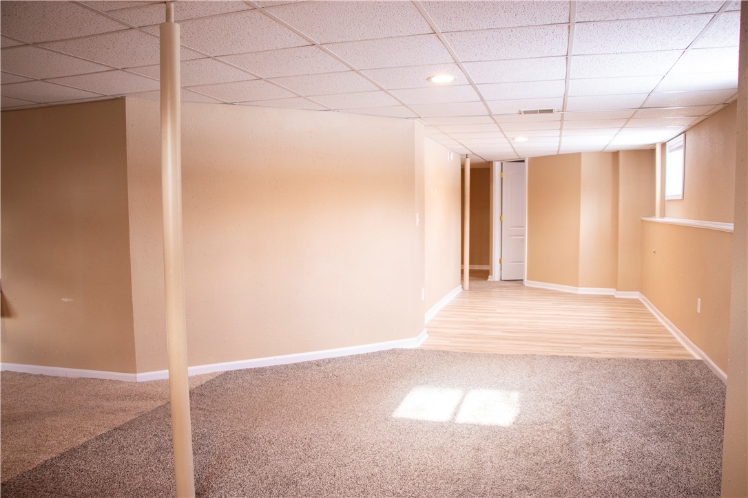 1804-Cameron-Eau-Claire-WI-54703-9