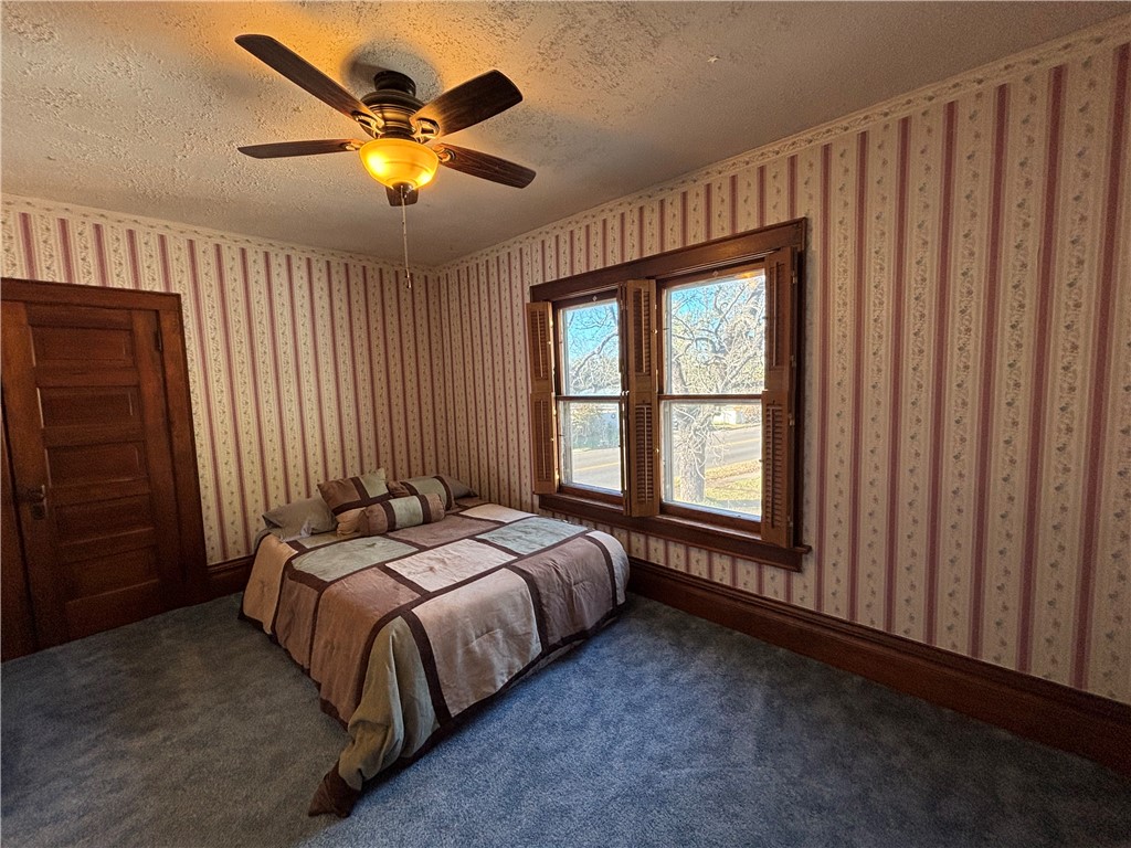 1820-Main-Bloomer-WI-54724-3