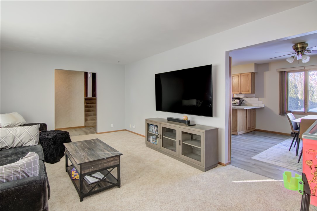 1914-Mead-Eau-Claire-WI-54703-2