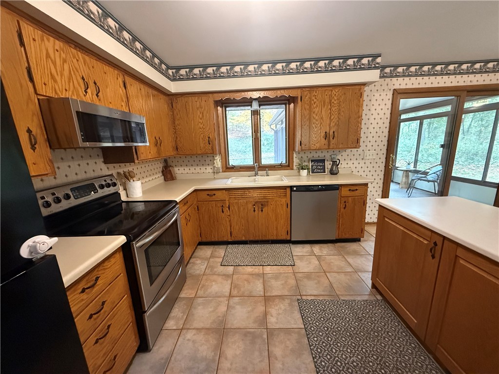 1924-Noble-Eau-Claire-WI-54703-2