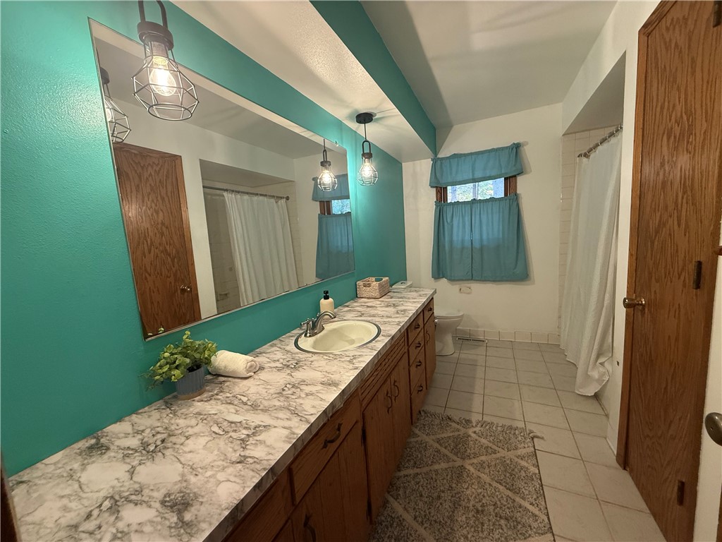 1924-Noble-Eau-Claire-WI-54703-7