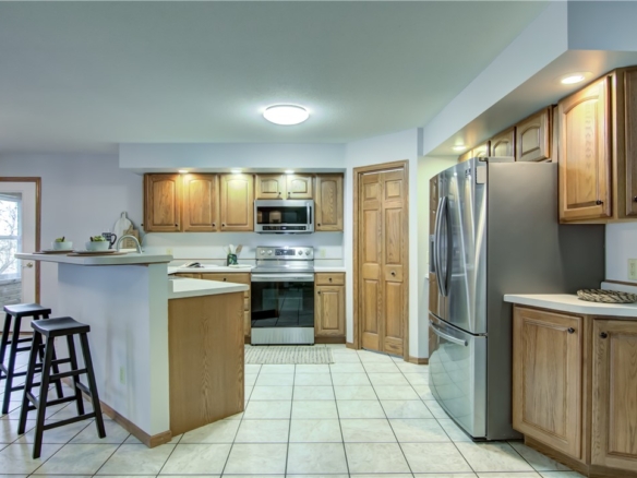 Residentialhouse for sale picture with an address of  2030 Abbe Hill Drive in Eau Claire and a list price of 539900