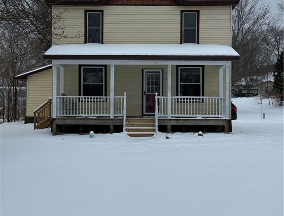 Residentialhouse for sale picture with an address of  204 Main Avenue in Wheeler and a list price of 249900