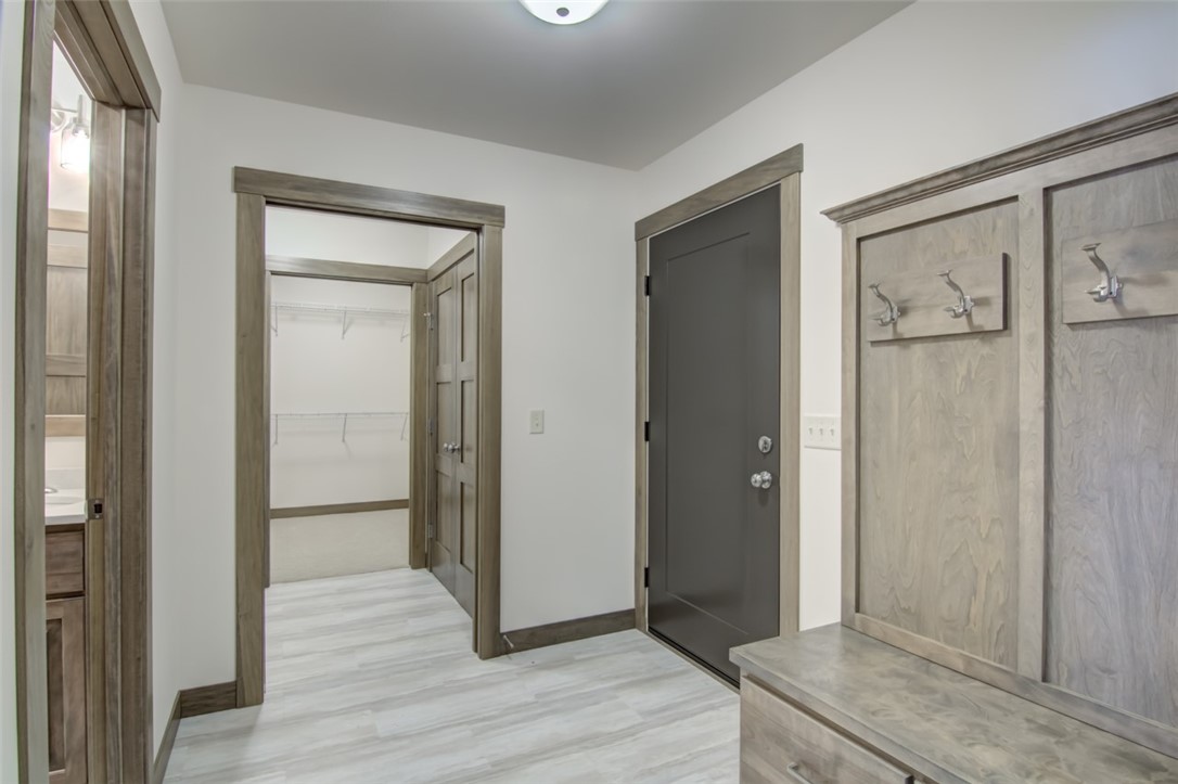 204-Randall-Fall-Creek-WI-54742-7