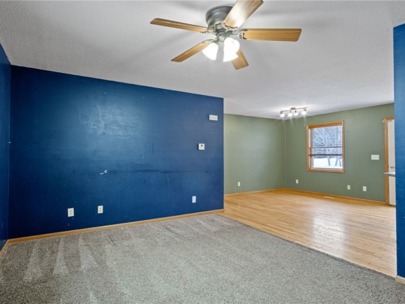 Residentialhouse for sale picture with an address of  2210 26th Avenue in Bloomer and a list price of 275000