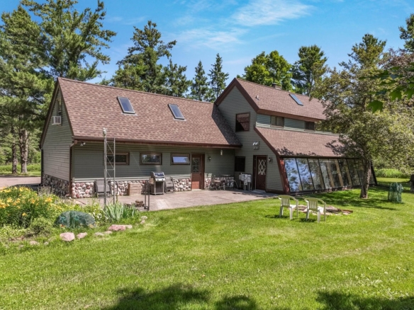 Residentialhouse for sale picture with an address of  2295 16 3/4 Avenue in Rice Lake and a list price of 515000