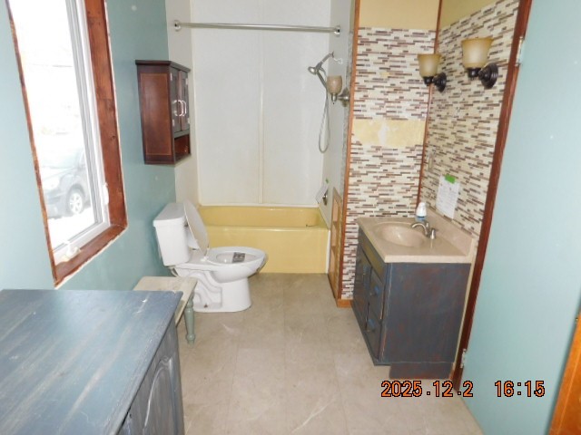 230-Main-Elmwood-WI-54740-3