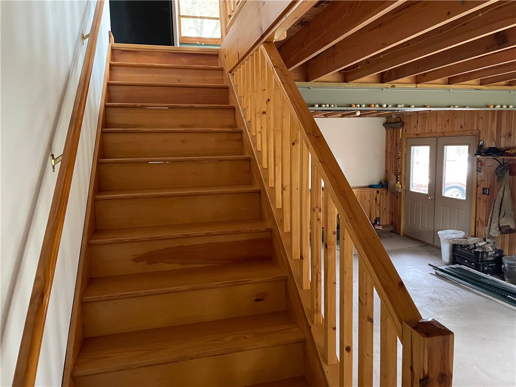 23165-Joy-Villa-Glidden-WI-54527-9