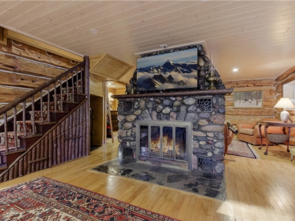 Residentialhouse for sale picture with an address of  23274 Kubley Road in Glidden and a list price of 1195000