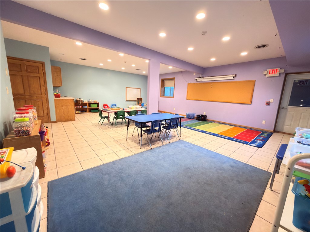 2328 N Hillcrest Parkway Altoona WI 54720 — photo 19