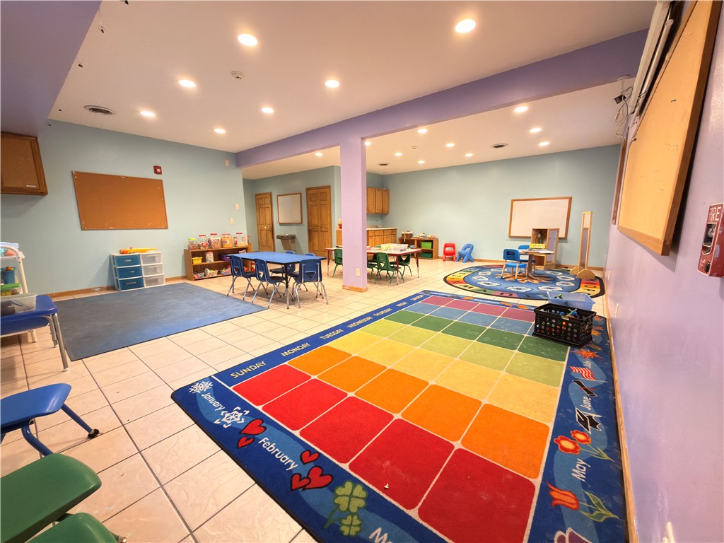 2328 N Hillcrest Parkway Altoona WI 54720 — photo 20