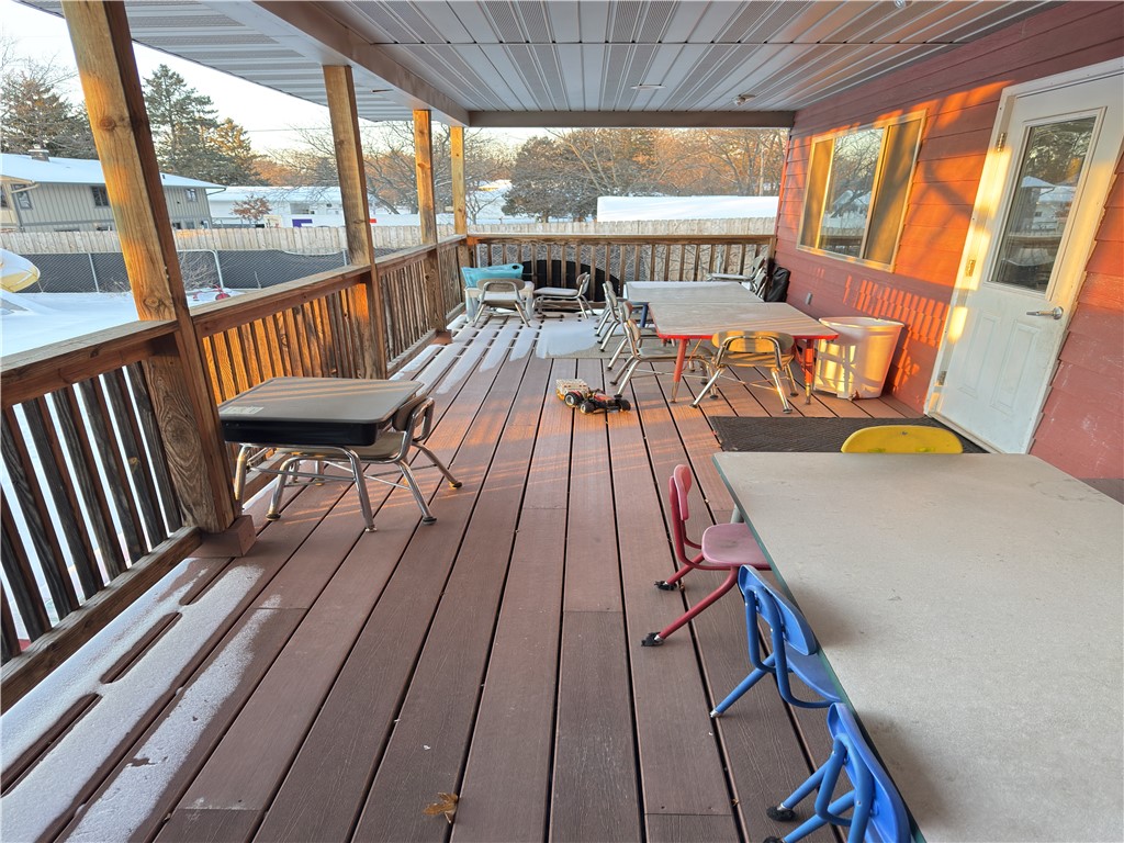 2328 N Hillcrest Parkway Altoona WI 54720 — photo 28