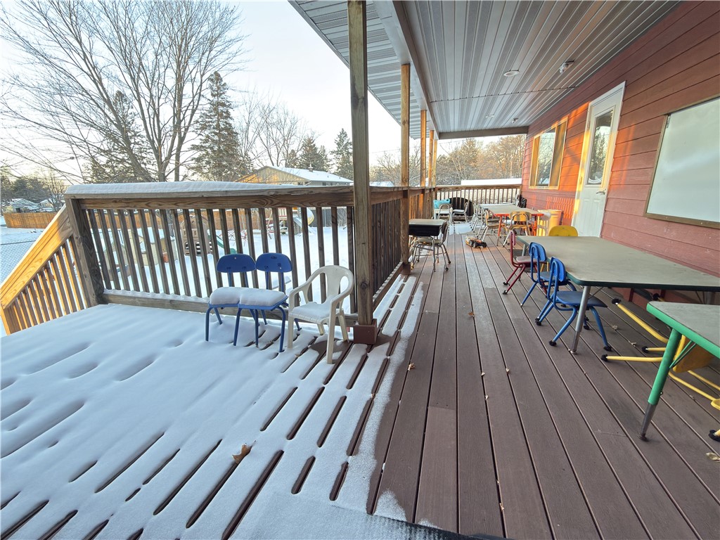 2328 N Hillcrest Parkway Altoona WI 54720 — photo 29