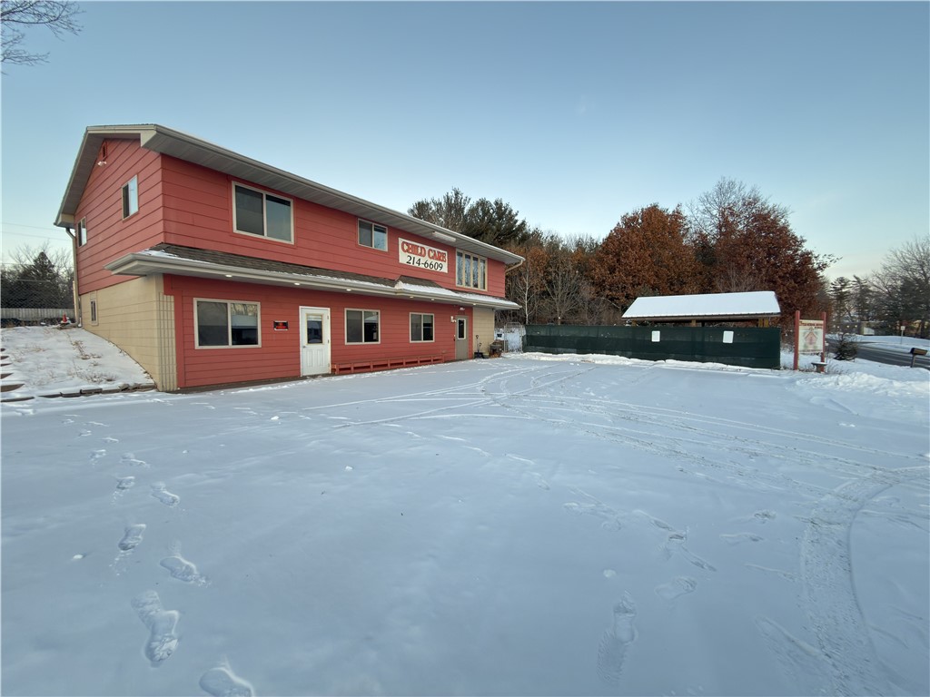 2328 N Hillcrest Parkway Altoona WI 54720 — photo 44