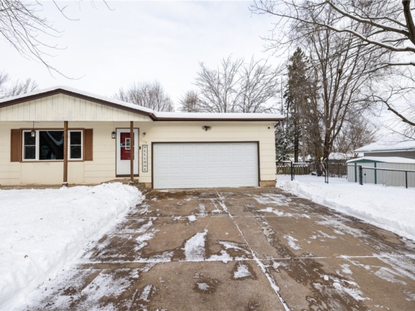 Residentialhouse for sale picture with an address of  2508 Hamilton Avenue in Eau Claire and a list price of 289900