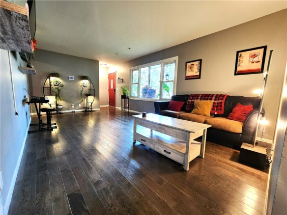 Residentialhouse for sale picture with an address of  2508 Hamilton Avenue in Eau Claire and a list price of 274000