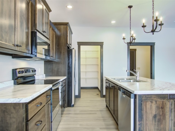 Residentialhouse for sale picture with an address of  2540 Mercury Avenue in Rice Lake and a list price of 369900