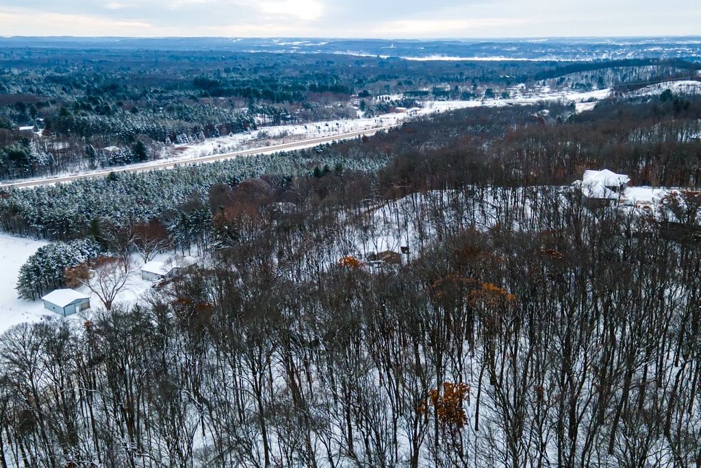 2548-Woodhaven-Eau-Claire-WI-54703-5