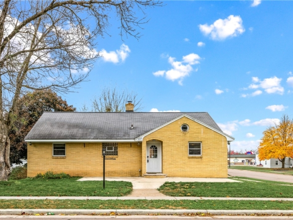 Residentialhouse for sale picture with an address of  257 McKinley Avenue in Fall Creek and a list price of 227000