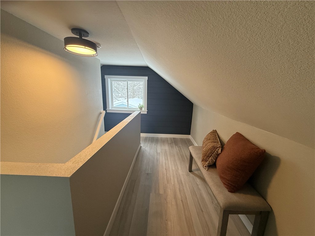 2607-Crescent-Eau-Claire-WI-54703-4