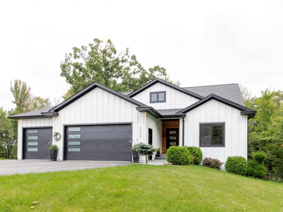 Residentialhouse for sale picture with an address of  2623 33rd Avenue in Eau Claire and a list price of 675000