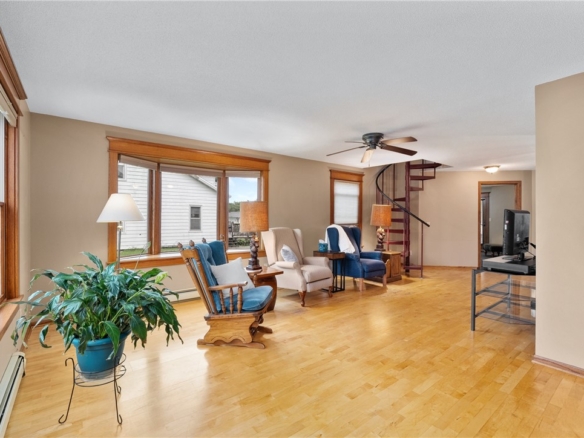 Residentialhouse for sale picture with an address of  271 Hudson Street in Mondovi and a list price of 325000