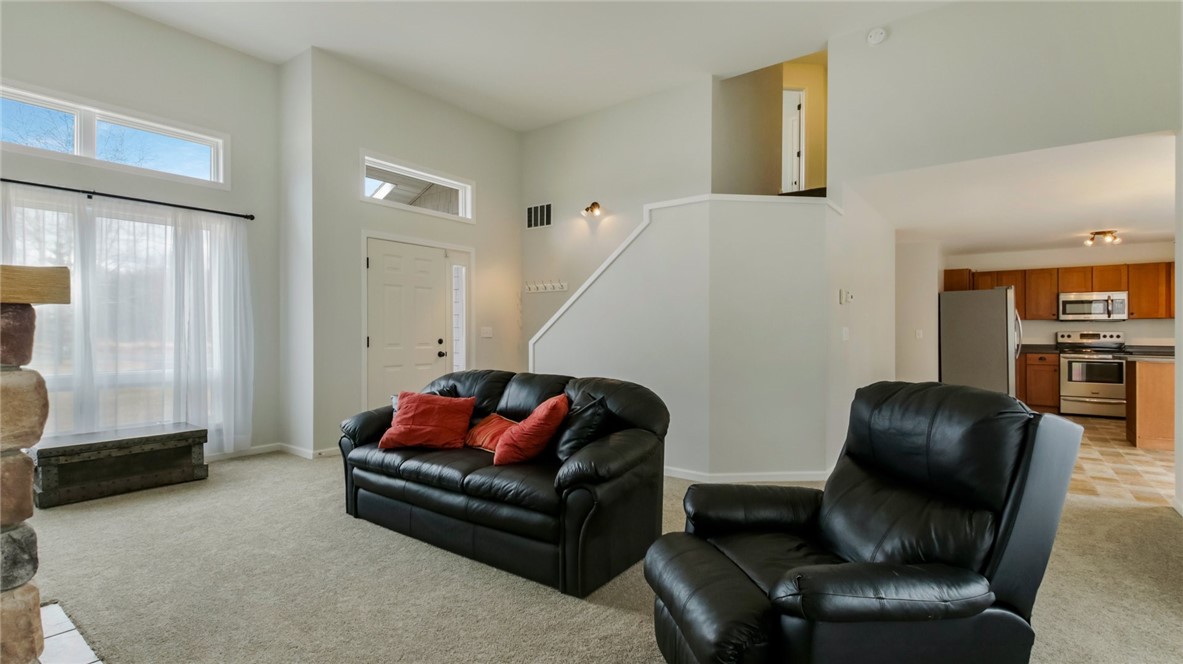 27183-27185-250th-Holcombe-WI-54745-1