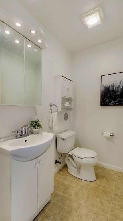 27183-27185-250th-Holcombe-WI-54745-7