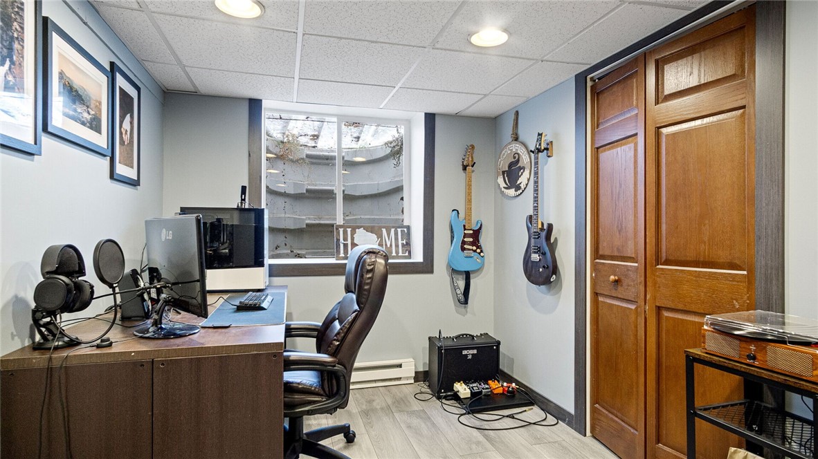 2719-Mercury-Eau-Claire-WI-54703-6