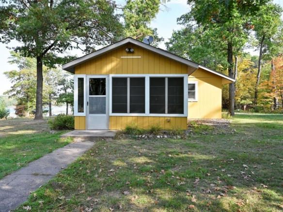 Residentialhouse for sale picture with an address of  28101 Bass Lake Road in Webster and a list price of 309900