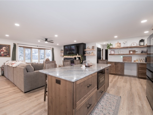 Residentialhouse for sale picture with an address of  3136 Mitchell Avenue in Eau Claire and a list price of 345000