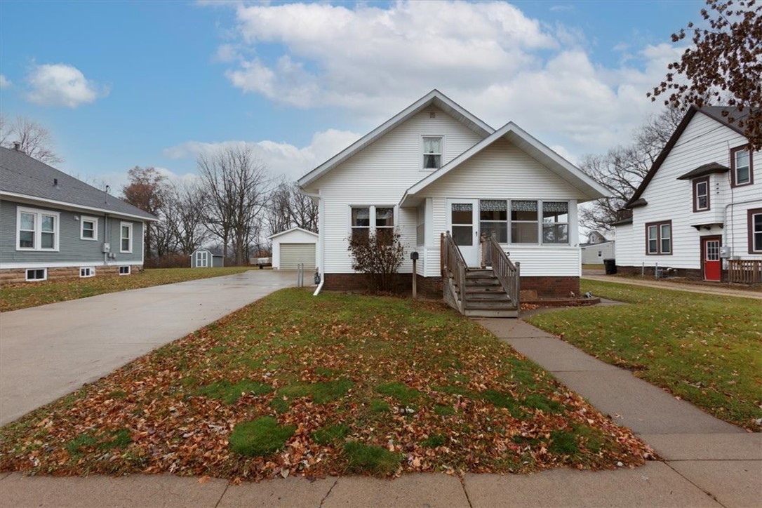 315-12th-Menomonie-WI-54751-8