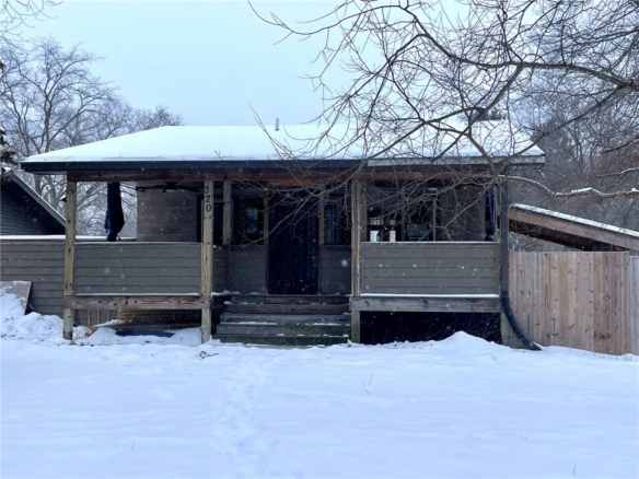 Residentialhouse for sale picture with an address of  320 15th Avenue in Menomonie and a list price of 224900