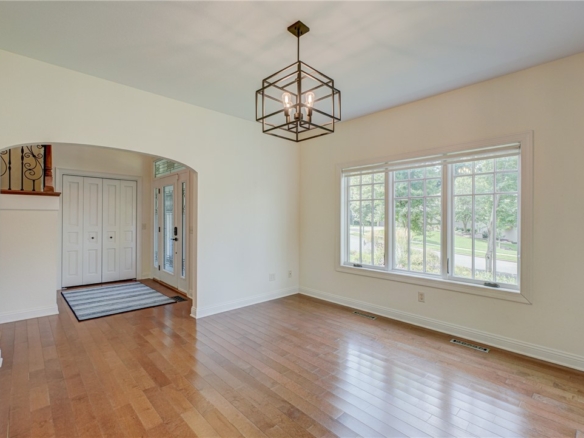 Residentialhouse for sale picture with an address of  3328 Anric Drive in Eau Claire and a list price of 685000