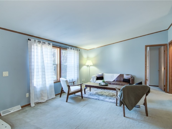 Residentialhouse for sale picture with an address of  3360 50th Street in Eau Claire and a list price of 310000