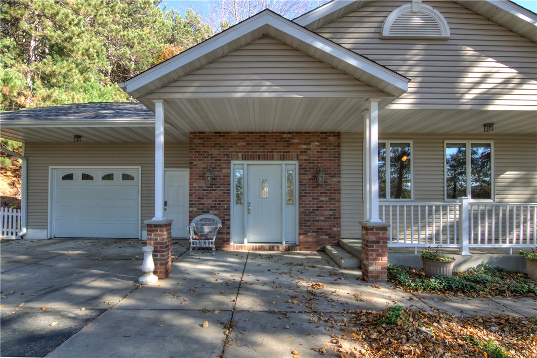 3427-Markgraff-Fall-Creek-WI-54729-6