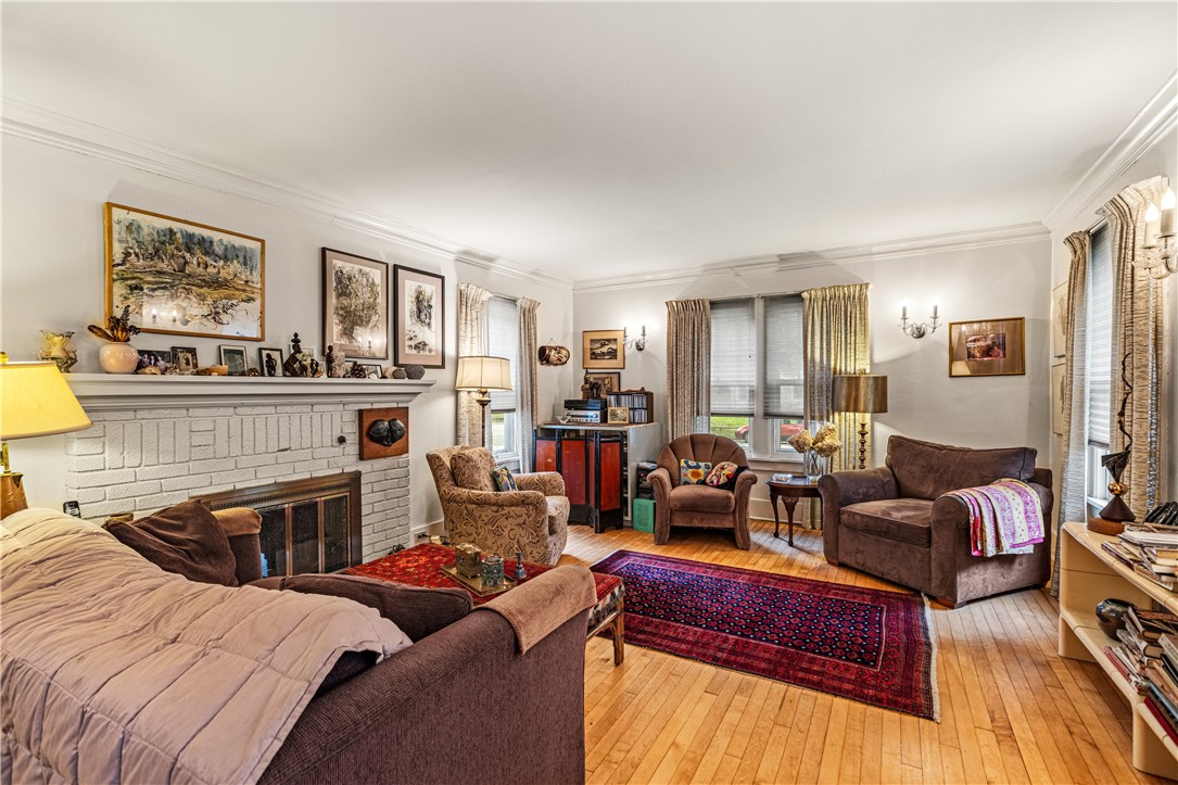 346-Mckinley-Eau-Claire-WI-54701-1