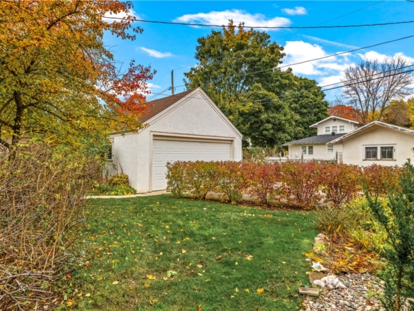 Residentialhouse for sale picture with an address of  346 Mckinley Avenue in Eau Claire and a list price of 330000