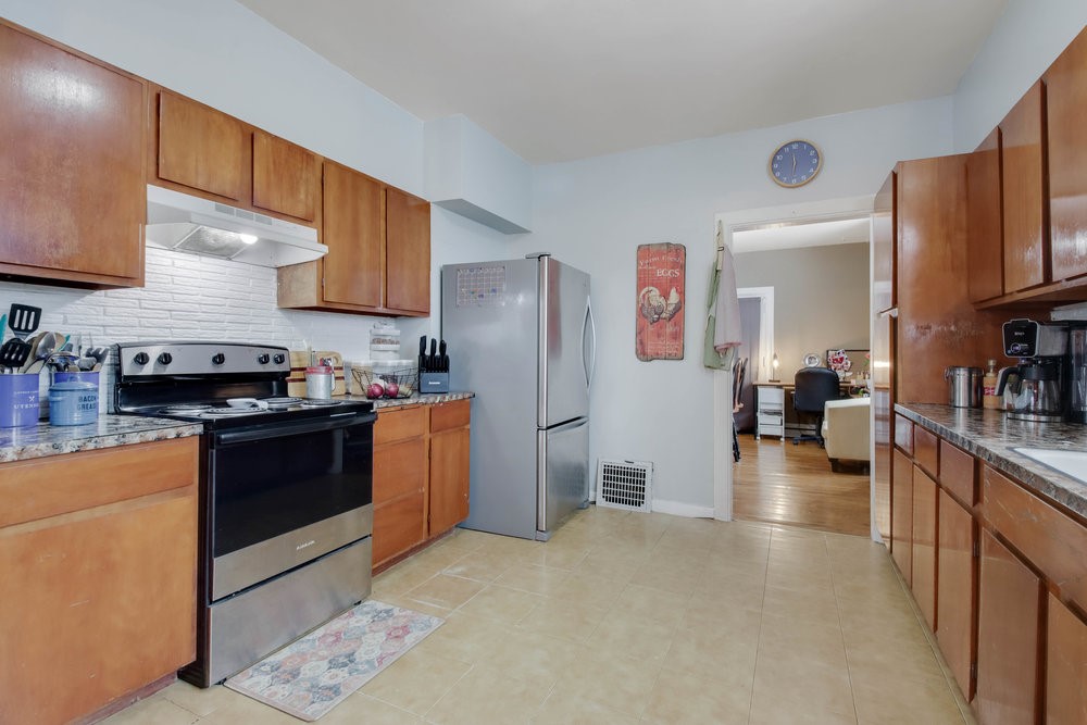 36180-Main-Whitehall-WI-54773-2