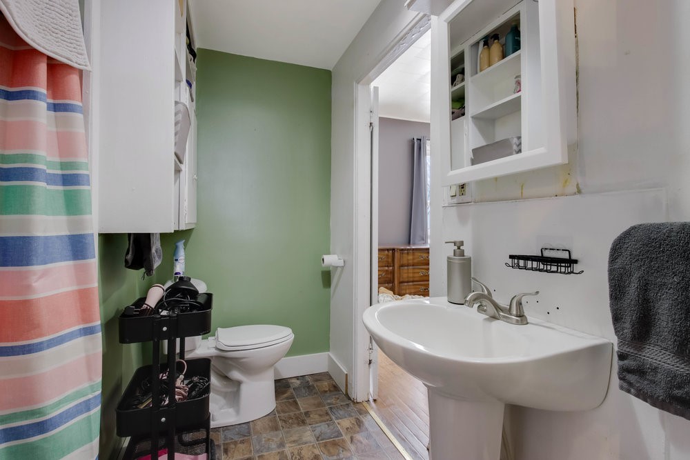 36180-Main-Whitehall-WI-54773-3