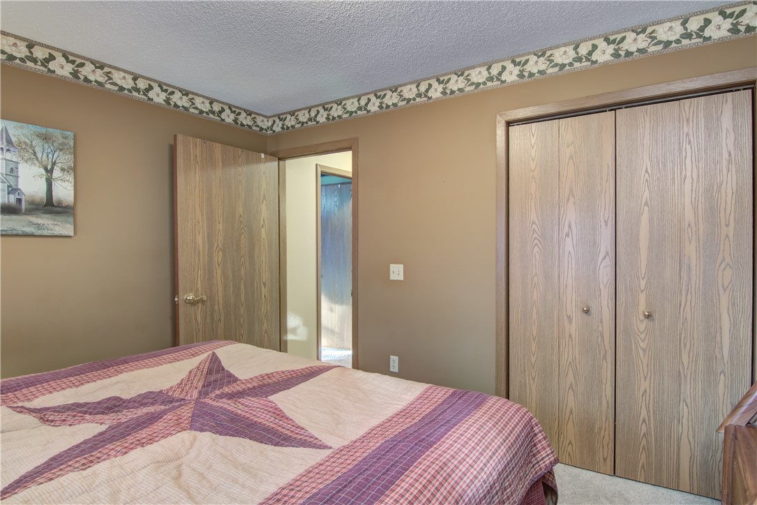 3635-Oak-Tree-Eau-Claire-WI-54701-4