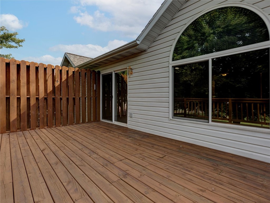 412-Lee-Durand-WI-54736-7