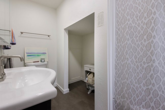 424-6th-Eau-Claire-WI-54703-6