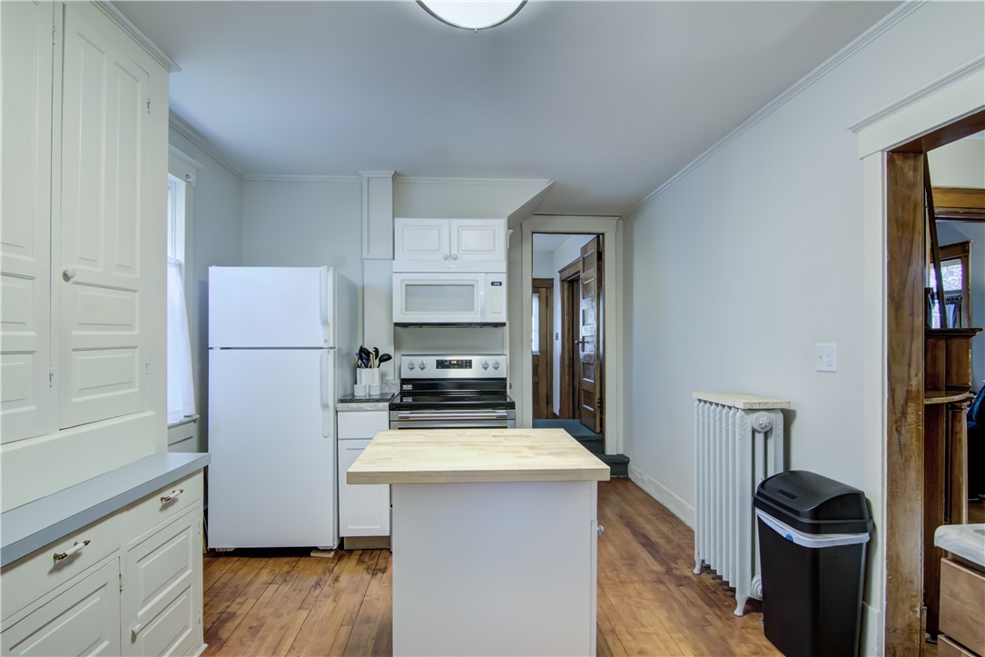 425-Broadway-Eau-Claire-WI-54703-6