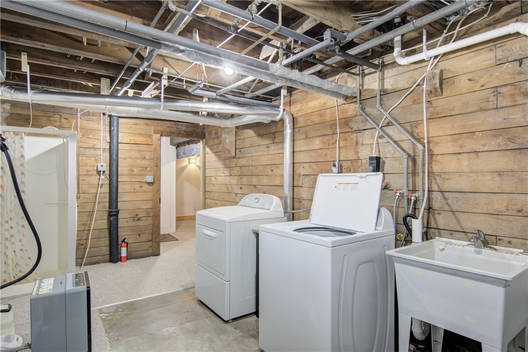 425-Broadway-Eau-Claire-WI-54703-8