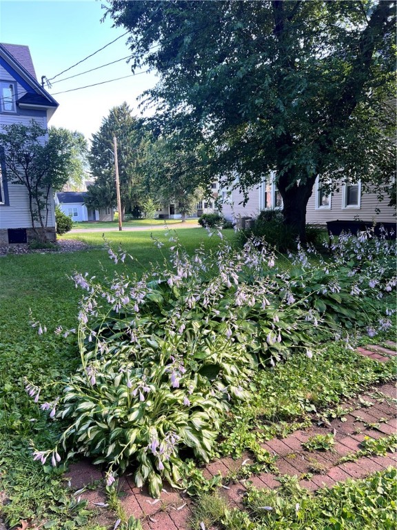 425-Broadway-Eau-Claire-WI-54703-9