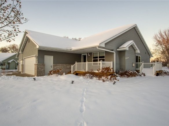 Residentialhouse for sale picture with an address of  4655 141st Street in Chippewa Falls and a list price of 319900
